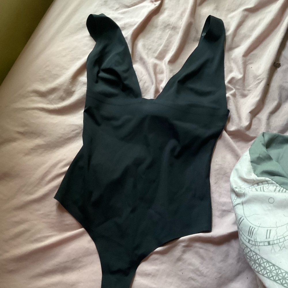 Stylish fashion nova never worn hmu for questions